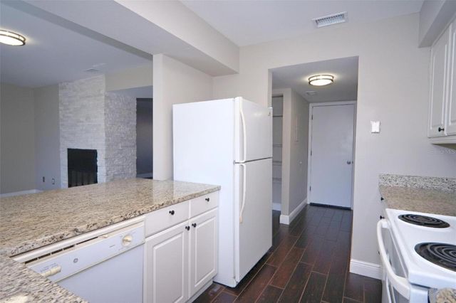 1223 BIG PINE DRIVE 1223, Valrico, FL 33596