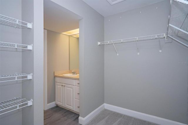 1223 BIG PINE DRIVE 1223, Valrico, FL 33596