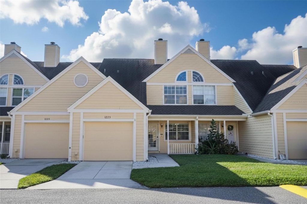 1223 BIG PINE DRIVE 1223, Valrico, FL 33596