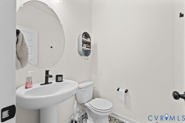 9470 Pleasant Level Rd, Mechanicsville, VA 23116