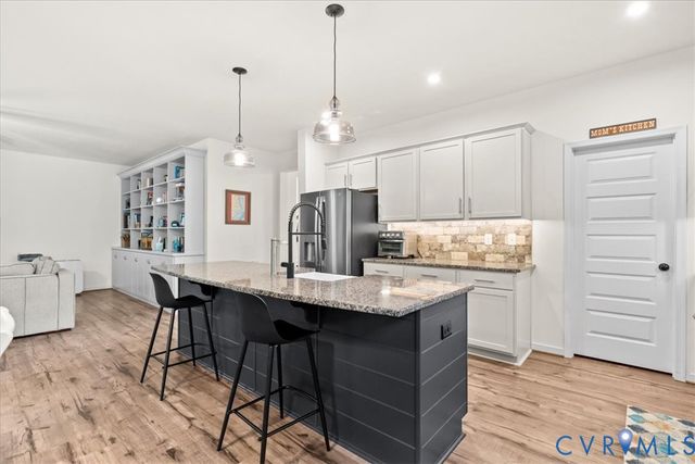 9470 Pleasant Level Rd, Mechanicsville, VA 23116