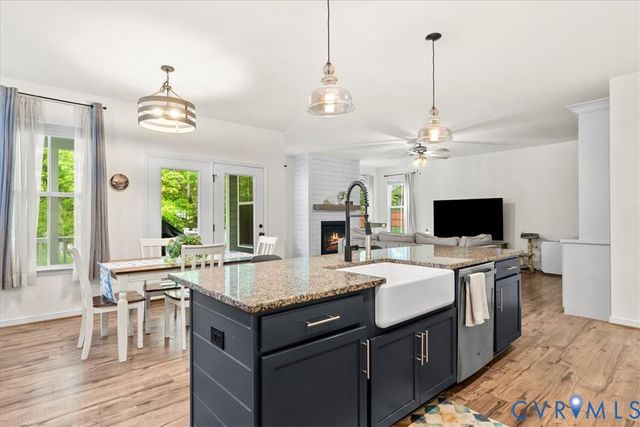 9470 Pleasant Level Rd, Mechanicsville, VA 23116