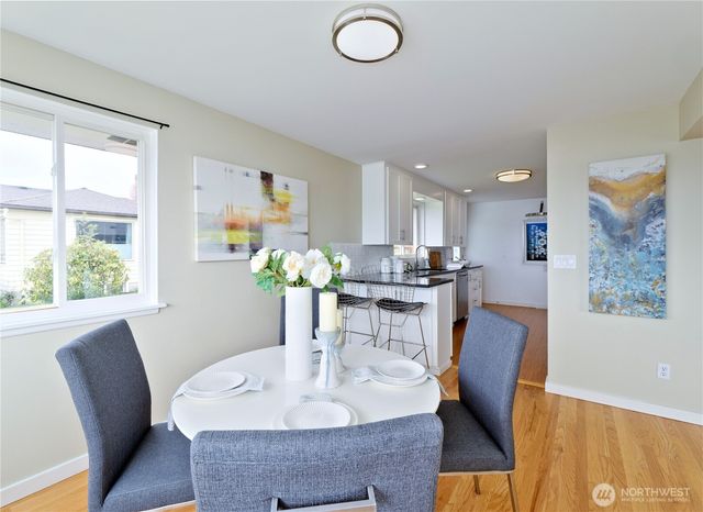 11027 Auburn Avenue S, Seattle, WA 98178