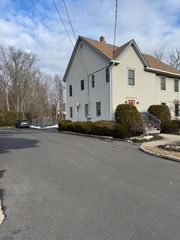 630 Valley Rd, Long Hill Twp., NJ 07933
