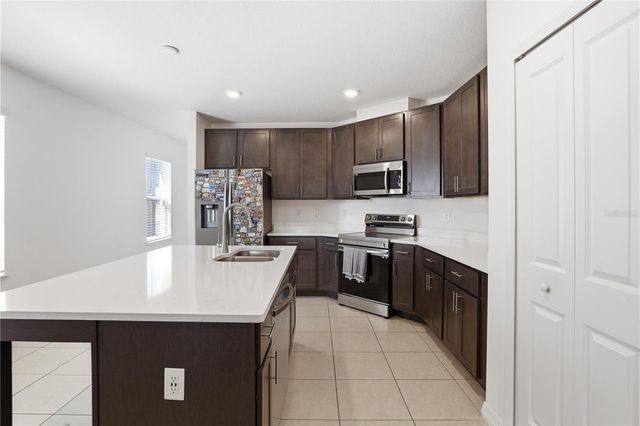 4057 SAGEFIELD DRIVE, Harmony, FL 34773