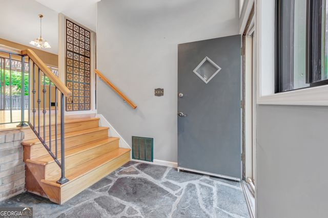 115 Hickory Place, Fayetteville, GA 30214