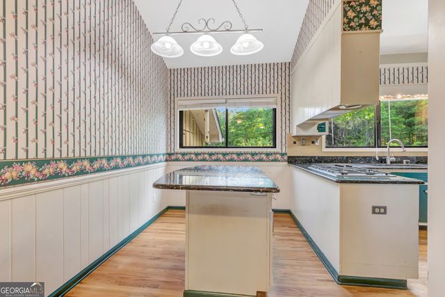 115 Hickory Place, Fayetteville, GA 30214