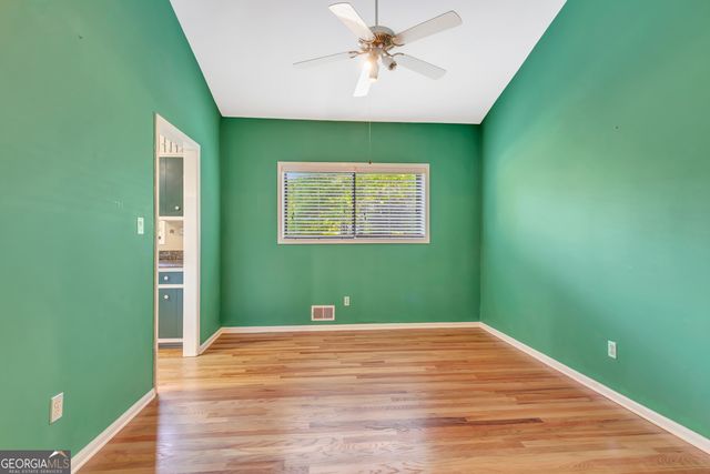 115 Hickory Place, Fayetteville, GA 30214