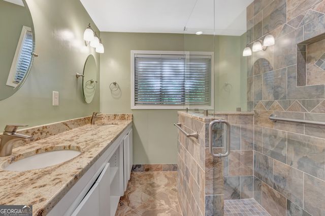 115 Hickory Place, Fayetteville, GA 30214