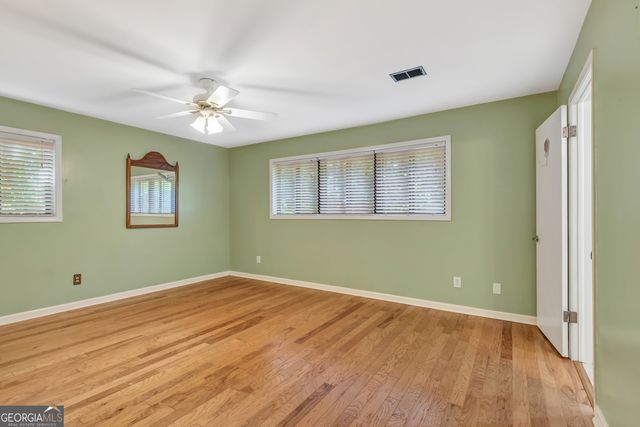 115 Hickory Place, Fayetteville, GA 30214