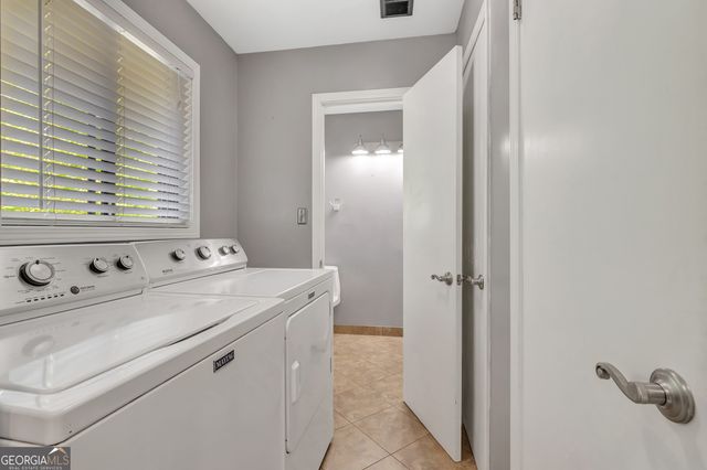 115 Hickory Place, Fayetteville, GA 30214