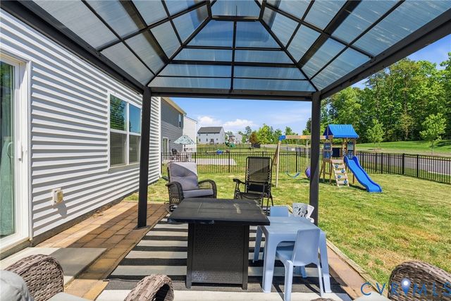 7833 Faisan Ln, New Kent, VA 23124
