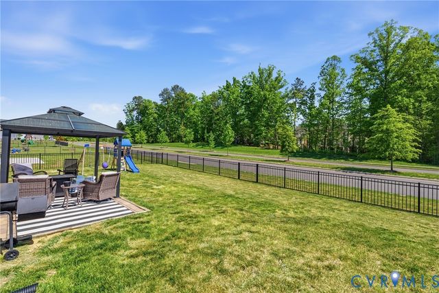 7833 Faisan Ln, New Kent, VA 23124