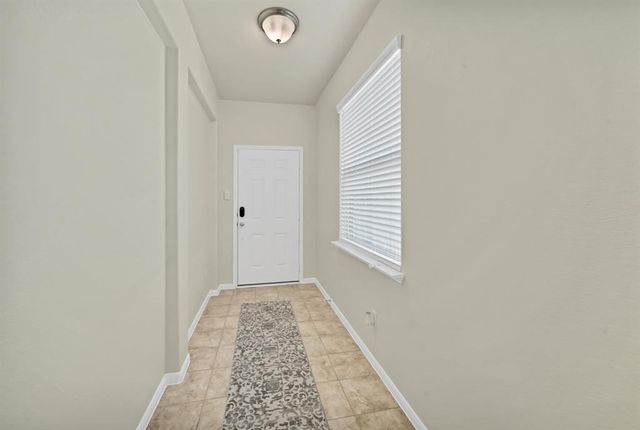 10402 Lake Of The Ozarks Drive, Humble, TX 77396