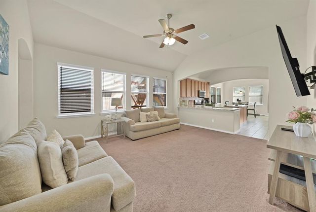 10402 Lake Of The Ozarks Drive, Humble, TX 77396