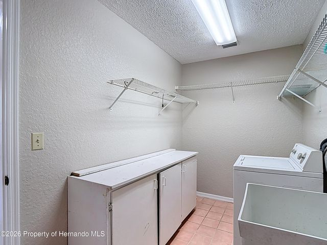 3310 Deltona Boulevard, Spring Hill, FL 34606