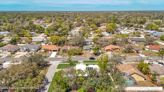 3310 Deltona Boulevard, Spring Hill, FL 34606