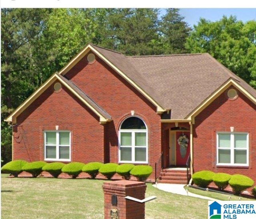 6464 WHITE OAK LANE, Hueytown, AL 35023