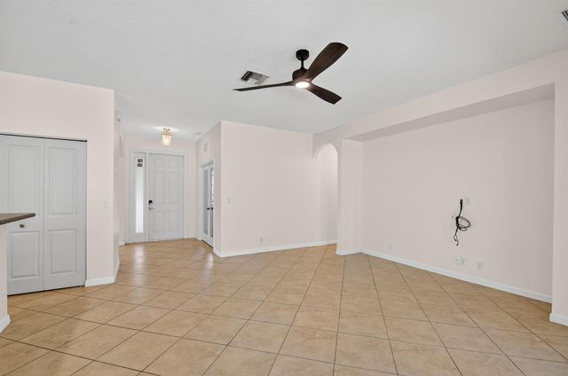 6810 Osage Circle, Greenacres, FL 33413