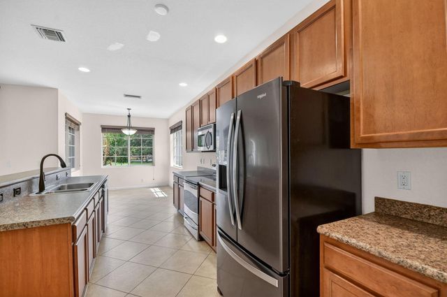 6810 Osage Circle, Greenacres, FL 33413