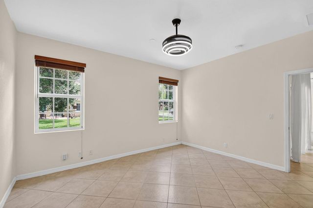6810 Osage Circle, Greenacres, FL 33413