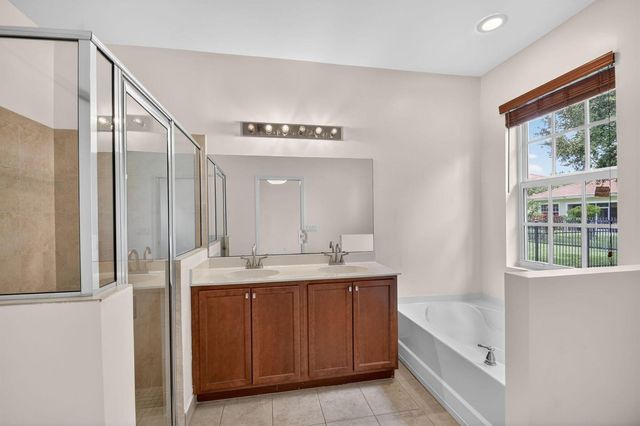 6810 Osage Circle, Greenacres, FL 33413