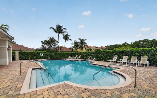 6810 Osage Circle, Greenacres, FL 33413