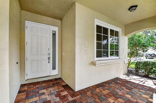 6810 Osage Circle, Greenacres, FL 33413
