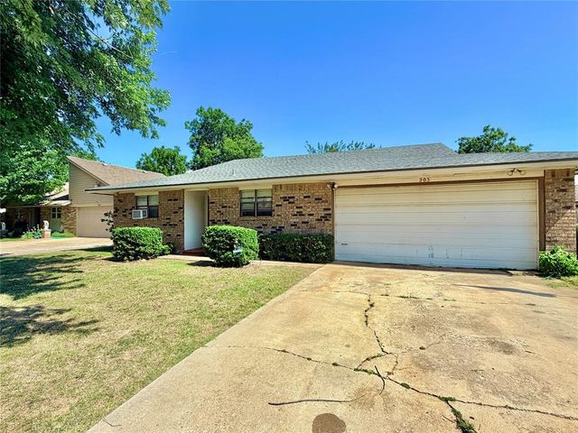 203 Redbud Street, Yukon, OK 73099