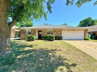 203 Redbud Street, Yukon, OK 73099