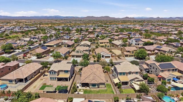 17519 W HEDGEHOG Place, Surprise, AZ 85387