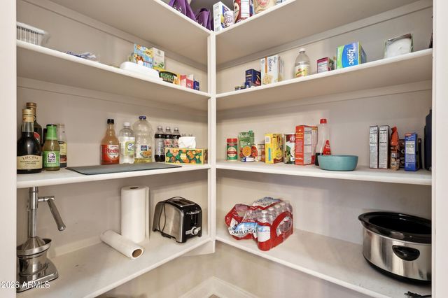 17519 W HEDGEHOG Place, Surprise, AZ 85387
