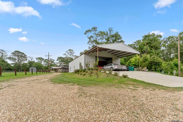 6409 Pohlman Rd, St Francisville, LA 70775