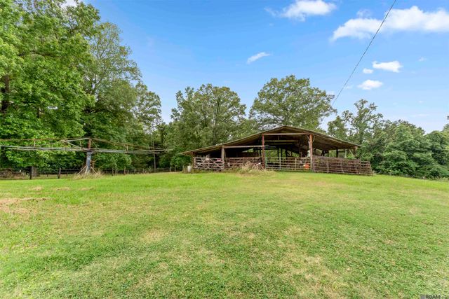 6409 Pohlman Rd, St Francisville, LA 70775