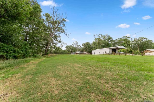 6409 Pohlman Rd, St Francisville, LA 70775