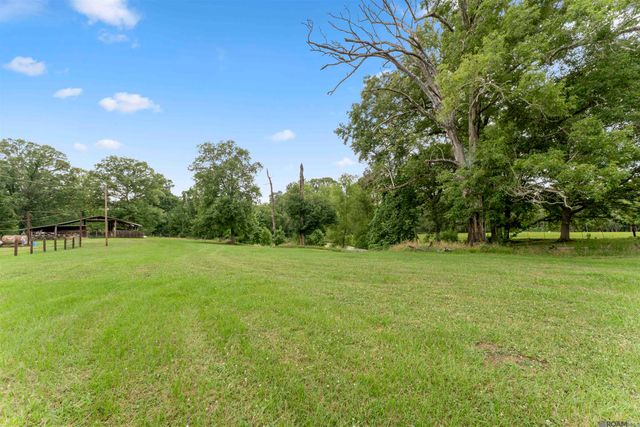 6409 Pohlman Rd, St Francisville, LA 70775