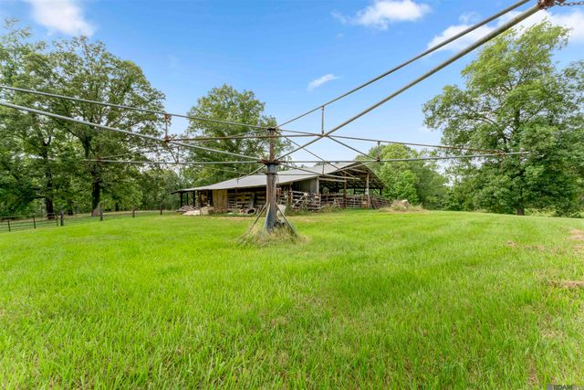 6409 Pohlman Rd, St Francisville, LA 70775