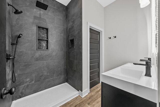 1500 S Clay Street, Hopkinsville, KY 42240