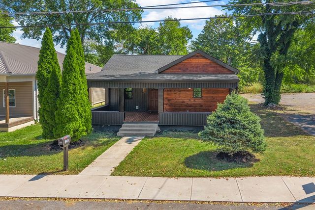 1500 S Clay Street, Hopkinsville, KY 42240