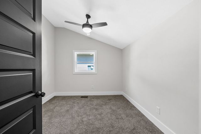 1500 S Clay Street, Hopkinsville, KY 42240