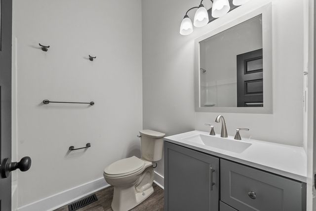 1500 S Clay Street, Hopkinsville, KY 42240