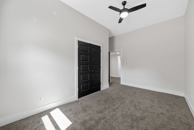 1500 S Clay Street, Hopkinsville, KY 42240