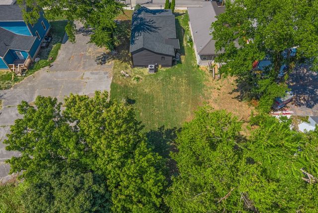 1500 S Clay Street, Hopkinsville, KY 42240