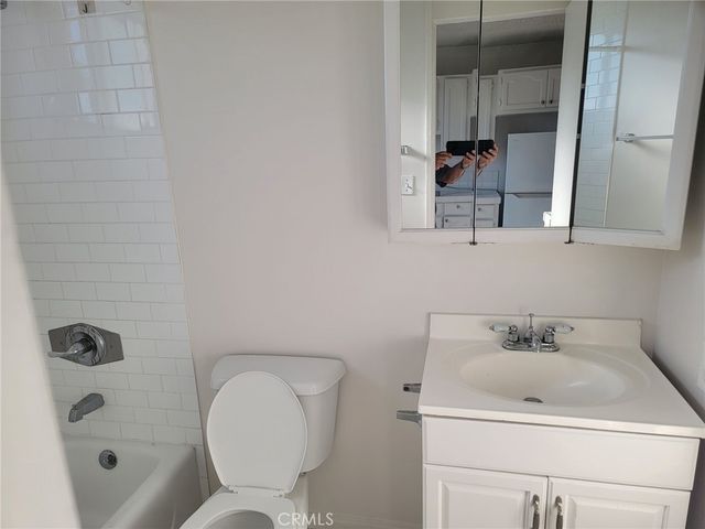 617 Illinois Court 22, El Segundo, CA 90245