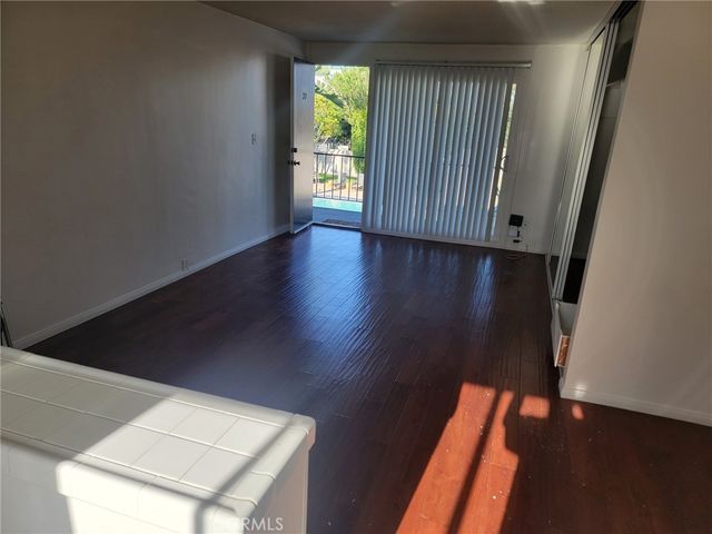 617 Illinois Court 22, El Segundo, CA 90245