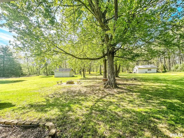 15789 Corinth Road, Marion, IL 62959