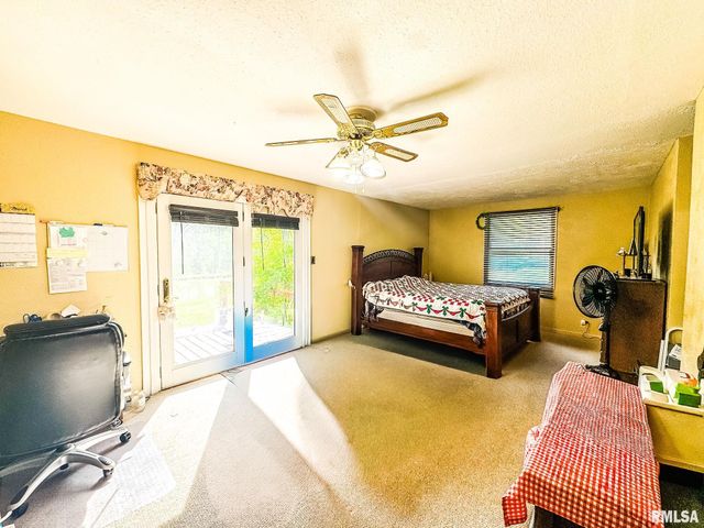 15789 Corinth Road, Marion, IL 62959