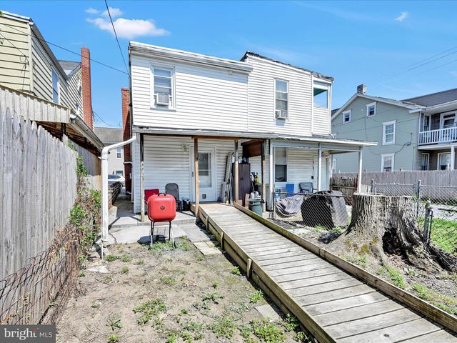 477 NEW ST, Lebanon, PA 17046