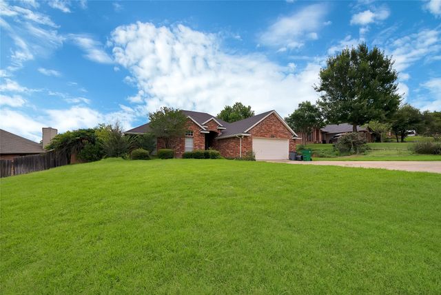 503 Hilltop Place, Joshua, TX 76058