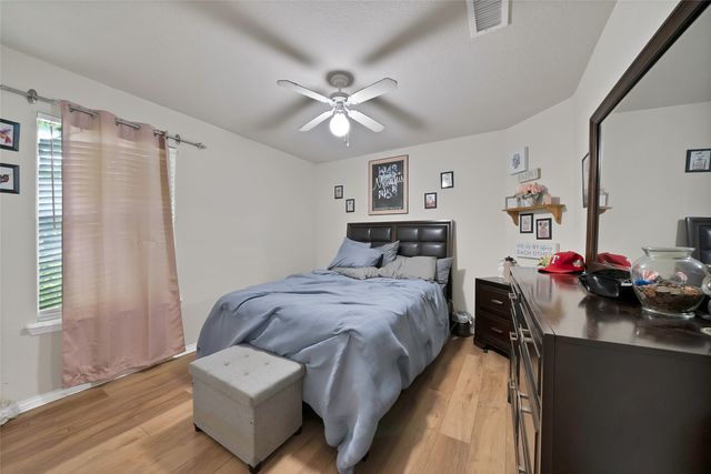 503 Hilltop Place, Joshua, TX 76058